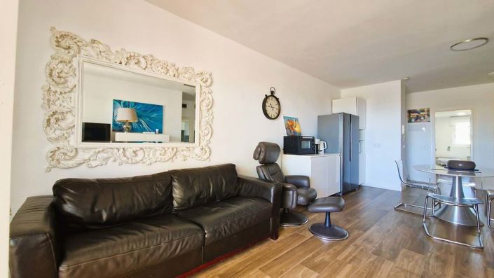 Image No.8-3 Bed Apartment for sale