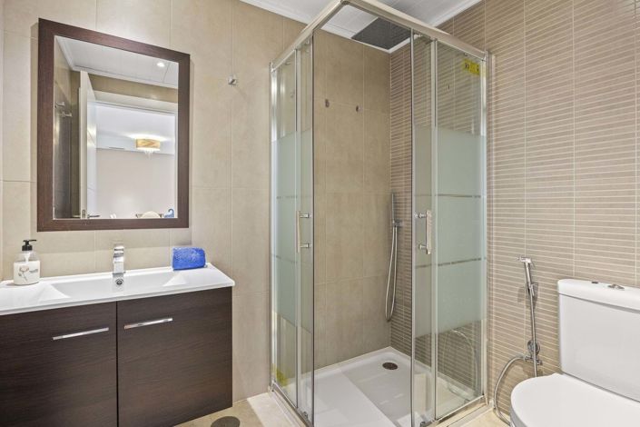 Image No.17-3 Bed Apartment for sale