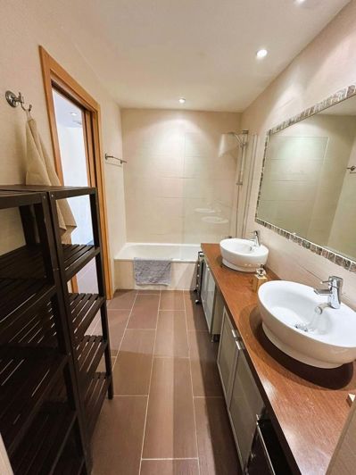 Image No.21-2 Bed Apartment for sale