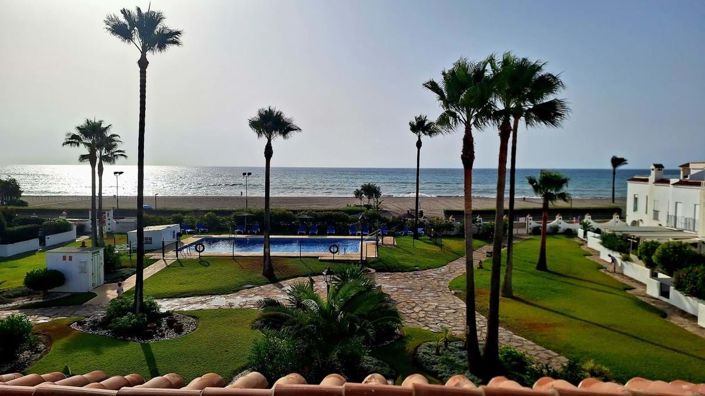 Image No.1-3 Bed Villa for sale