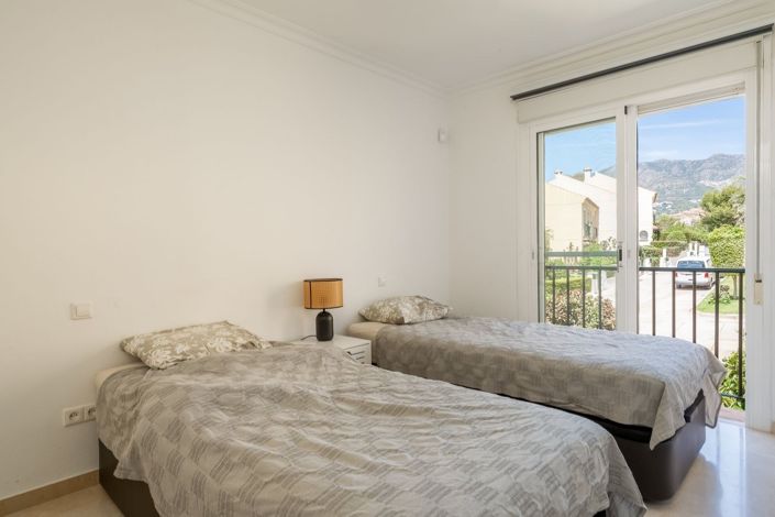 Image No.4-3 Bed Apartment for sale