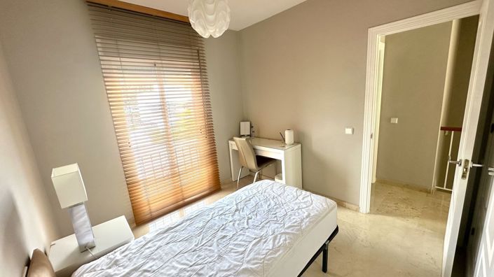 Image No.23-3 Bed Townhouse for sale