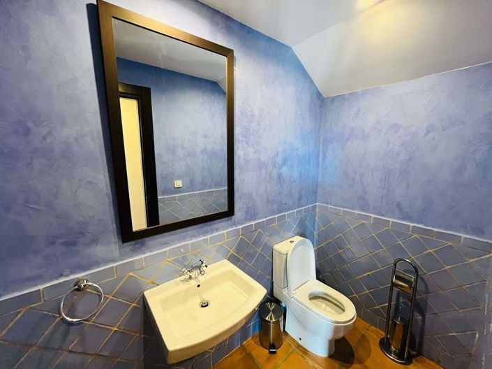 Image No.17-2 Bed Villa for sale