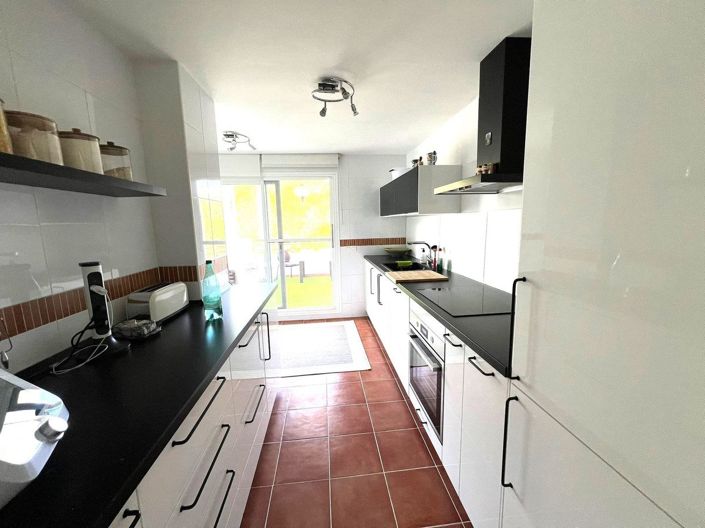 Image No.11-2 Bed Apartment for sale