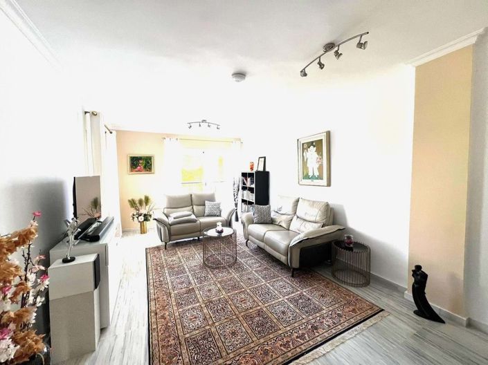 Image No.9-2 Bed Apartment for sale