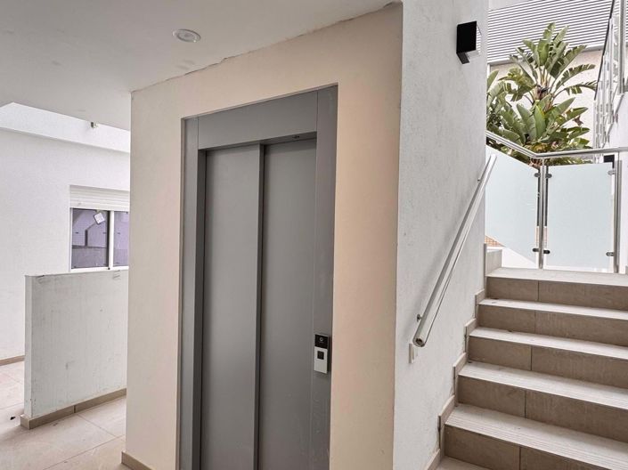 Image No.21-2 Bed Apartment for sale