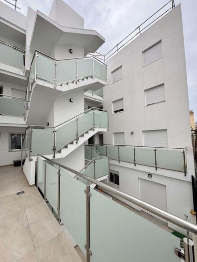 Image No.22-2 Bed Apartment for sale