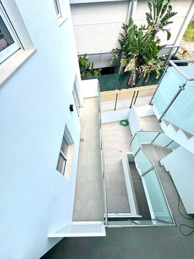 Image No.25-2 Bed Apartment for sale