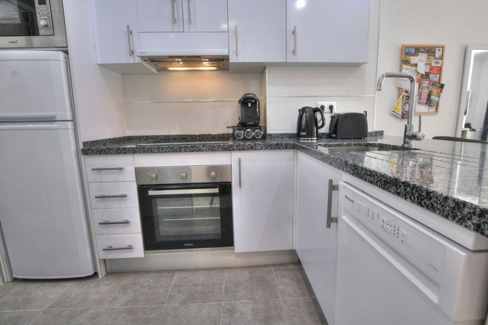 Image No.6-2 Bed Apartment for sale