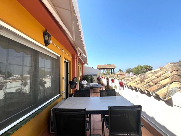 Image No.18-2 Bed Apartment for sale