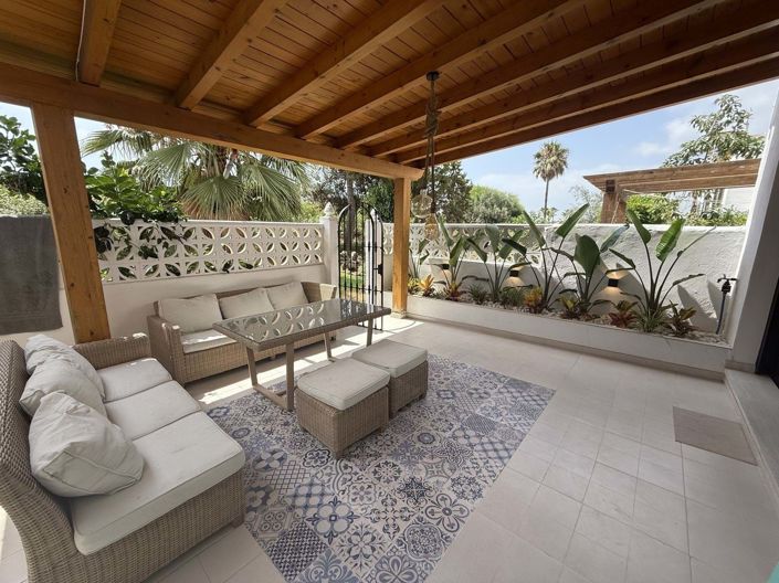 Image No.10-2 Bed Townhouse for sale