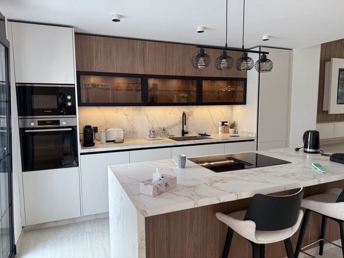 Image No.18-2 Bed Townhouse for sale