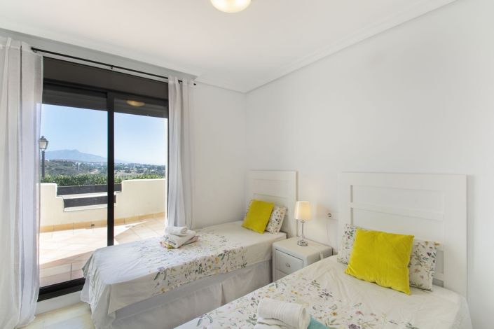 Image No.5-2 Bed Apartment for sale