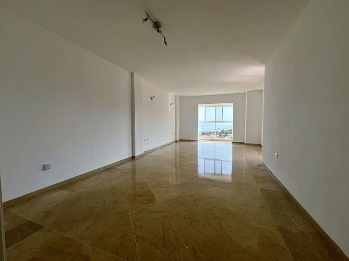 Image No.3-Appartement de 2 chambres à vendre à Calahonda