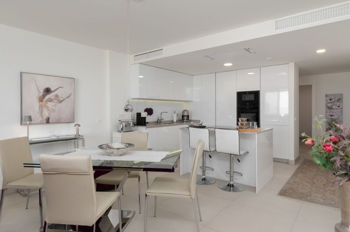 Image No.12-2 Bed Apartment for sale