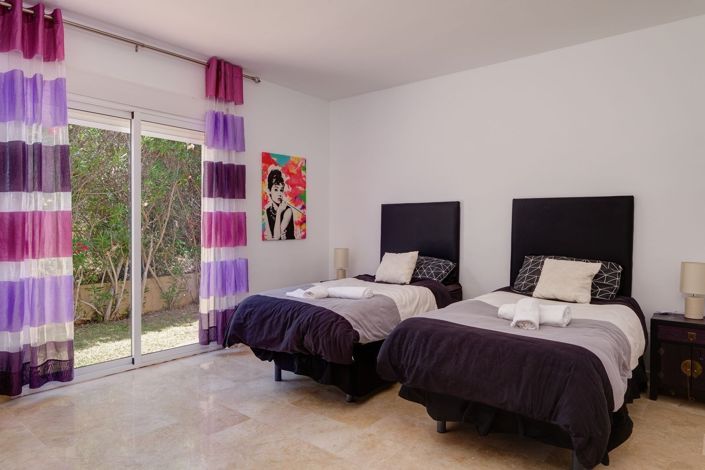 Image No.6-4 Bed Villa for sale