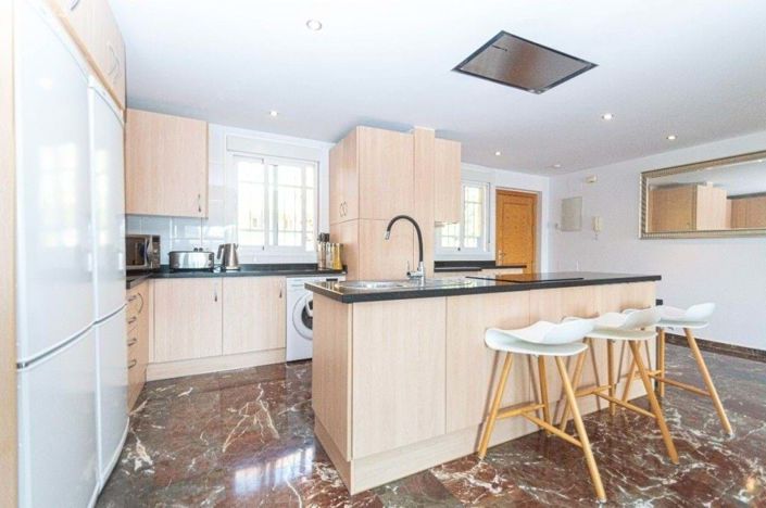 Image No.20-Appartement de 4 chambres à vendre à Fuengirola