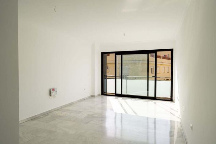 Image No.2-3 Bed Apartment for sale