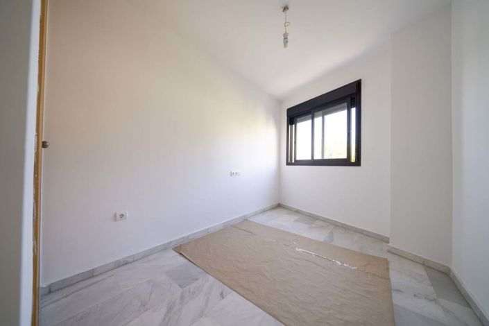 Image No.4-3 Bed Apartment for sale