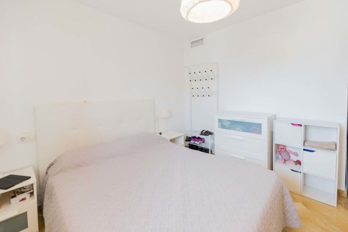 Image No.9-2 Bed Apartment for sale