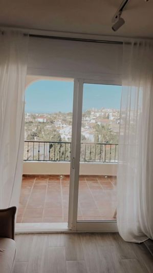 Image No.24-3 Bed Apartment for sale