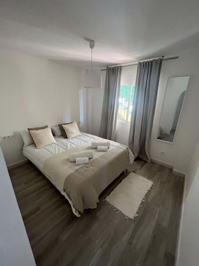 Image No.3-3 Bed Apartment for sale