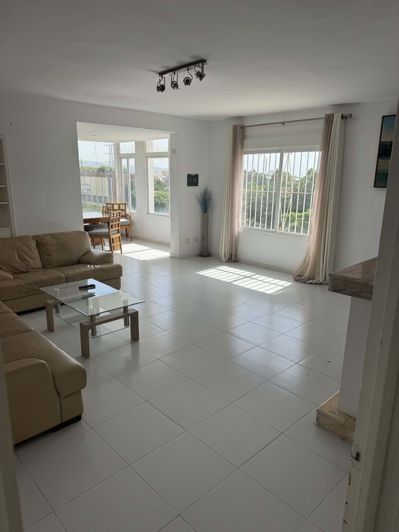 Image No.3-Villa de 6 chambres à vendre à Nueva Andalucia