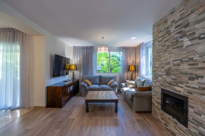 Image No.15-4 Bed Villa for sale