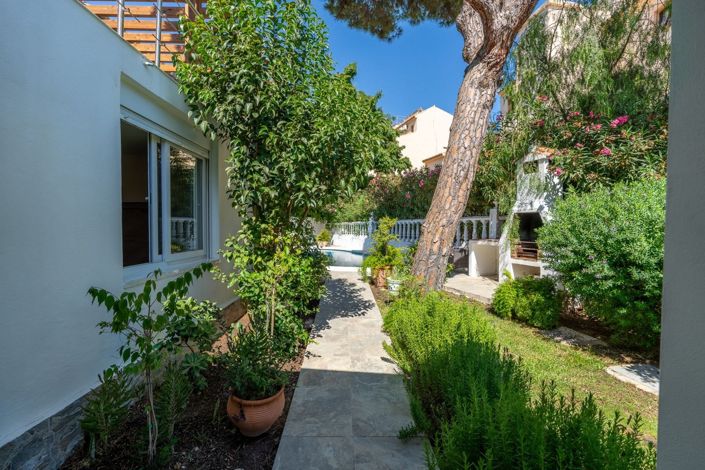 Image No.41-4 Bed Villa for sale