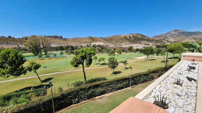 Image No.2-Appartement de 2 chambres à vendre à Benahavis