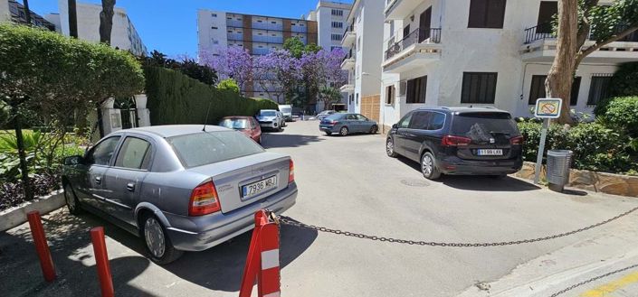 Image No.10-3 Bed Apartment for sale