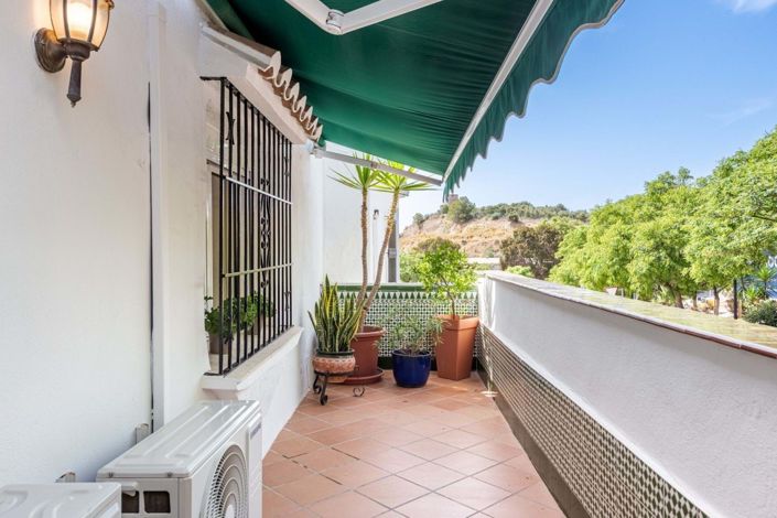 Image No.2-2 Bed Villa for sale