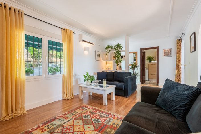 Image No.9-2 Bed Villa for sale