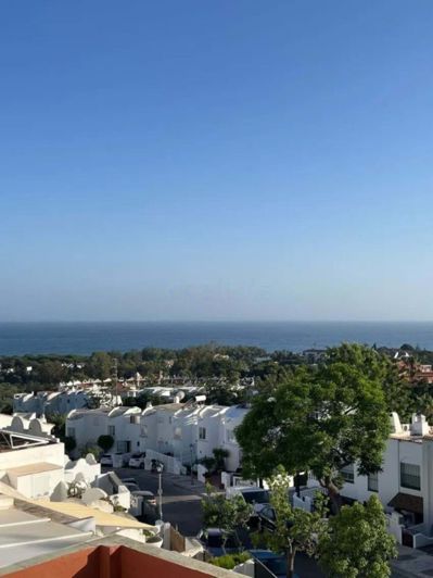 Image No.11-2 Bed Townhouse for sale