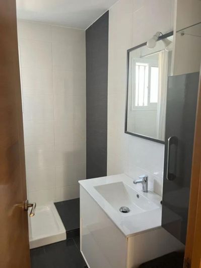 Image No.13-2 Bed Townhouse for sale