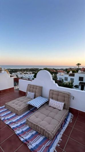 Image No.2-2 Bed Townhouse for sale