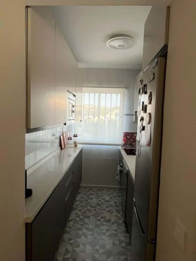 Image No.6-2 Bed Townhouse for sale