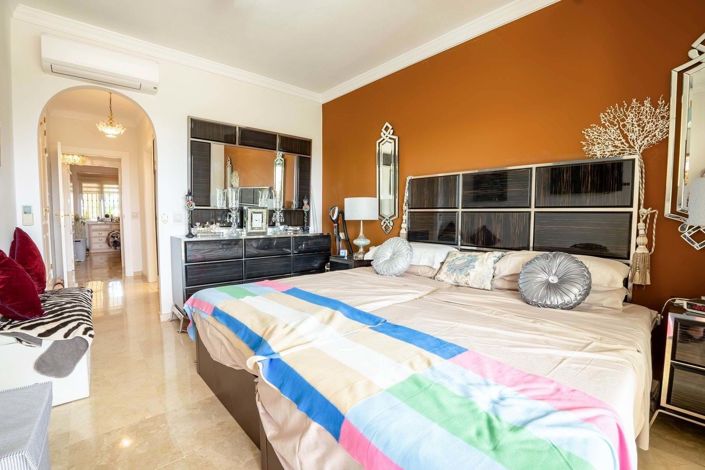 Image No.21-2 Bed Apartment for sale