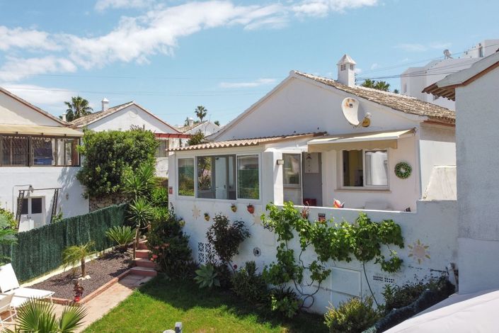 Image No.7-2 Bed Villa for sale