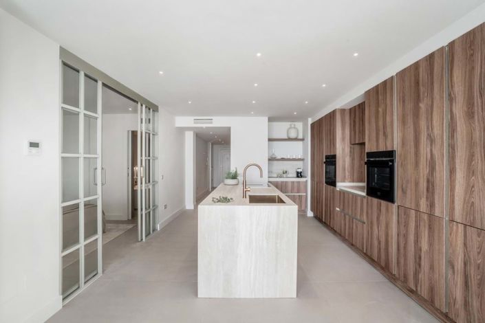 Image No.14-3 Bed Apartment for sale