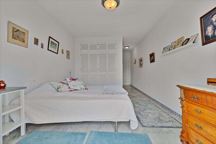 Image No.14-3 Bed Apartment for sale