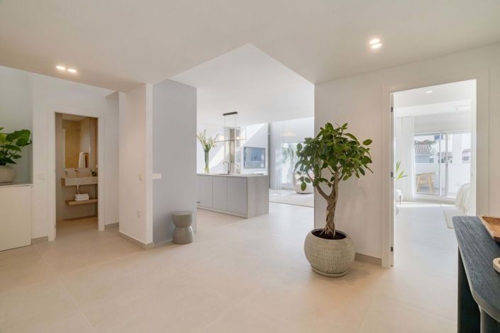 Image No.14-3 Bed Apartment for sale