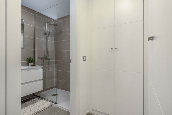 Image No.13-2 Bed Apartment for sale