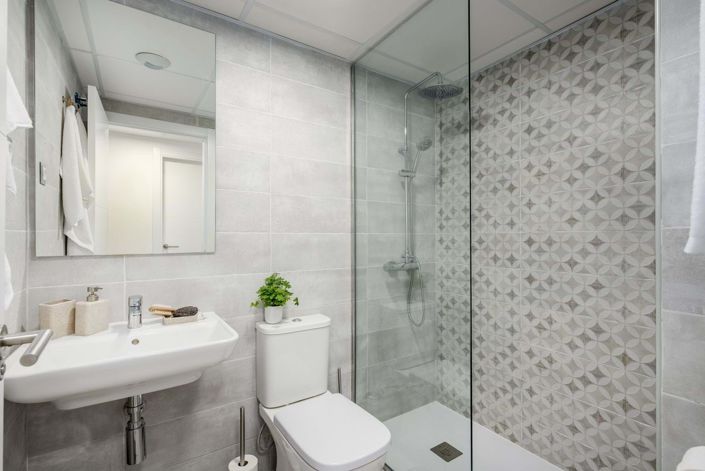 Image No.17-2 Bed Apartment for sale