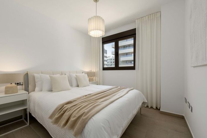 Image No.4-2 Bed Apartment for sale