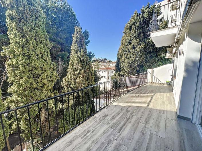 Image No.2-3 Bed Townhouse for sale