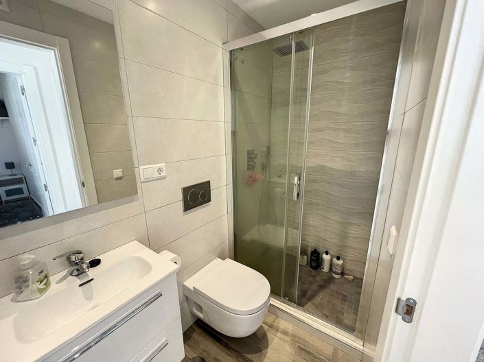 Image No.21-3 Bed Townhouse for sale