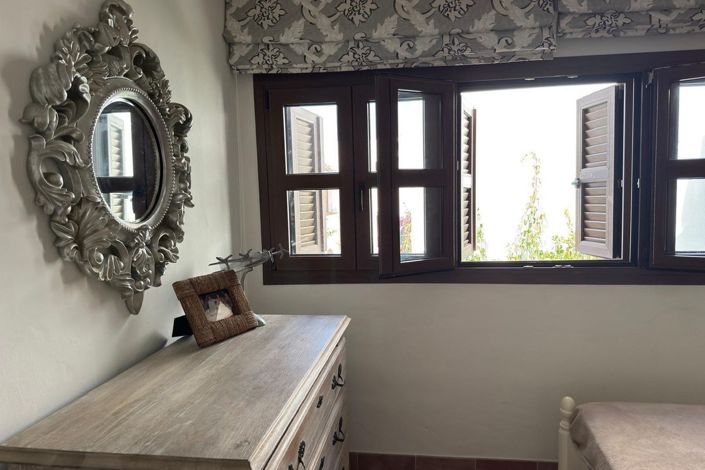 Image No.17-5 Bed Villa for sale