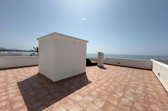 Image No.20-5 Bed Villa for sale