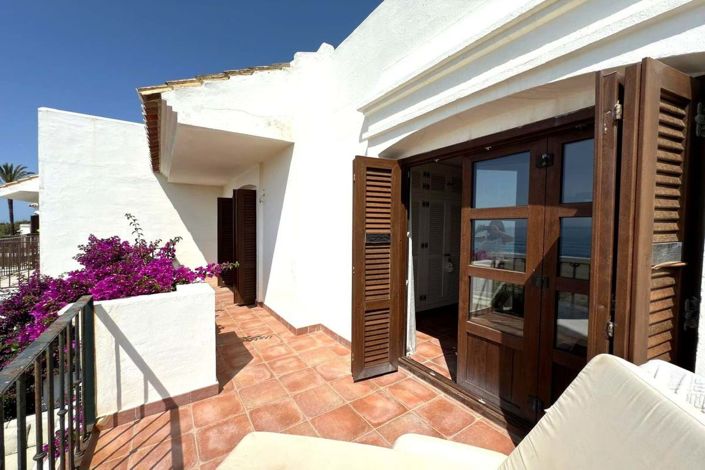 Image No.4-5 Bed Villa for sale